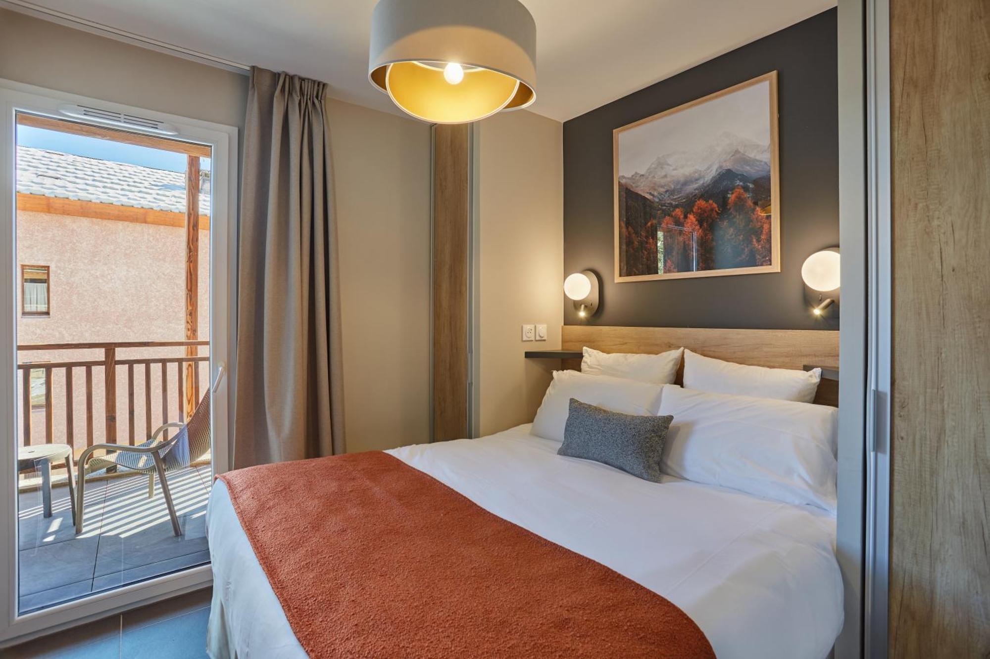 Residence Prestige Odalys Le Mont D'Auron Esterno foto