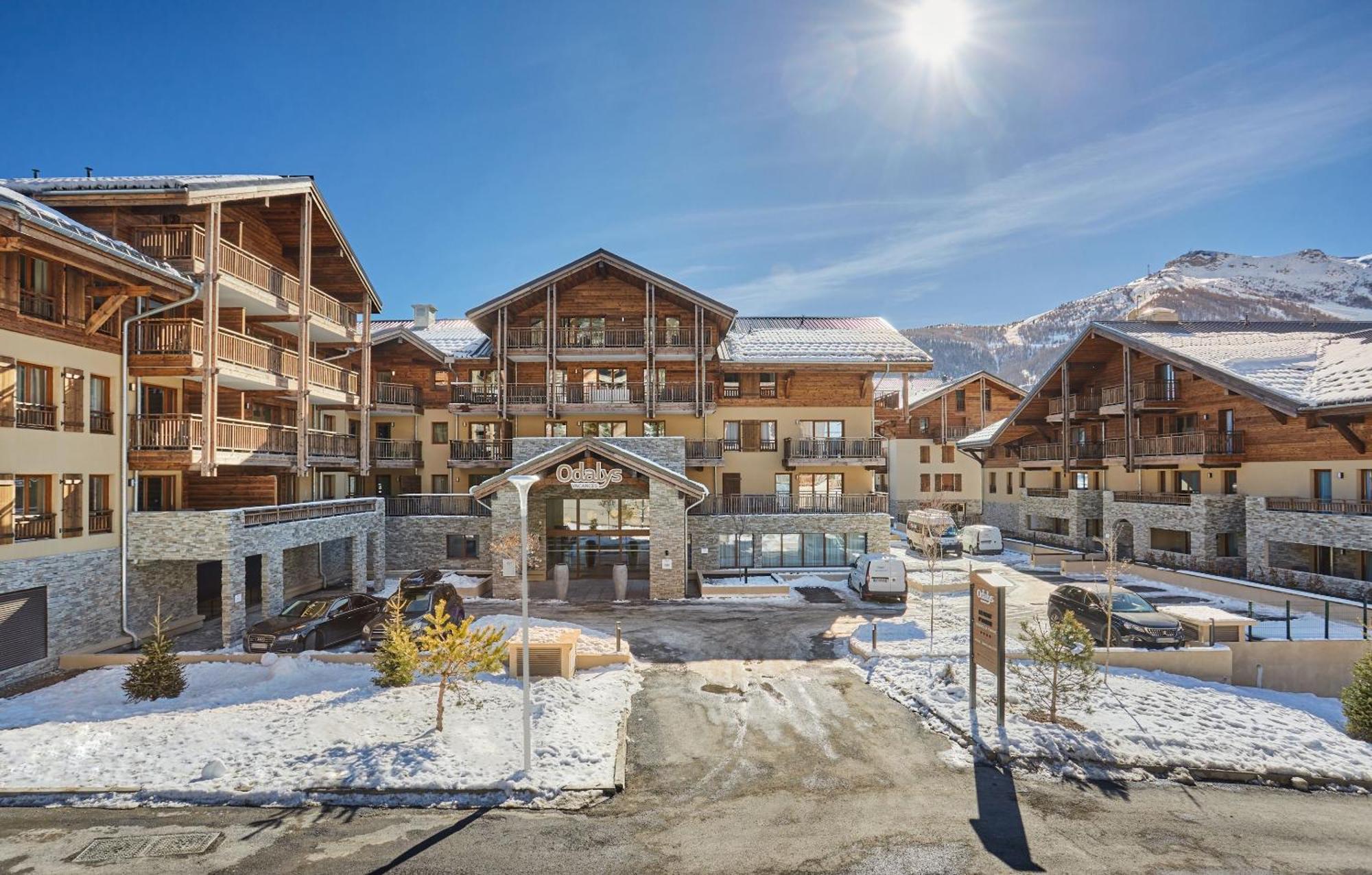 Residence Prestige Odalys Le Mont D'Auron Esterno foto